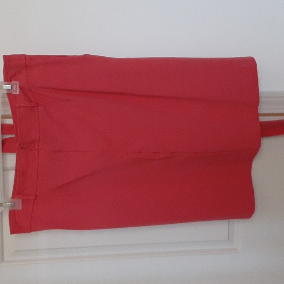 Liz Claiborne Career skirt. Pink or Coral. Size Medium. - Picture 3 of 9